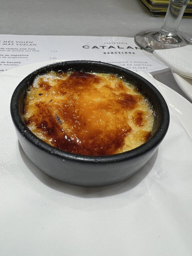 Cerveceria Catalana のデザート「クレマ・カタラーナ」