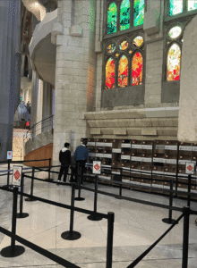 サグラダ・ファミリアの塔へのエレベーター入口