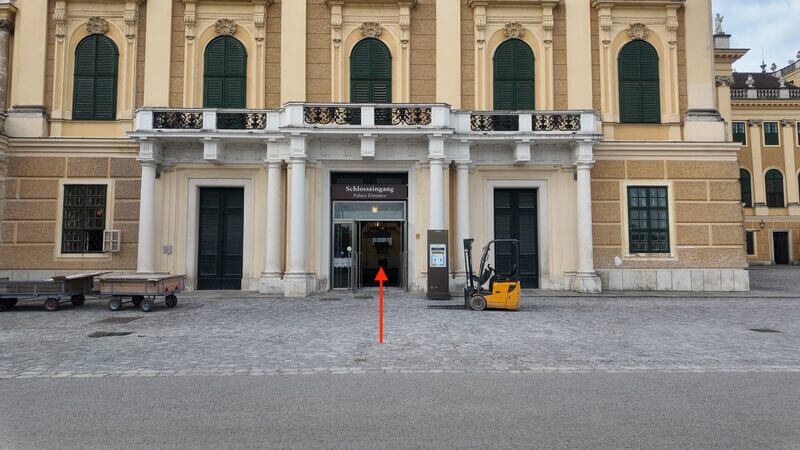 宮殿見学の入り口