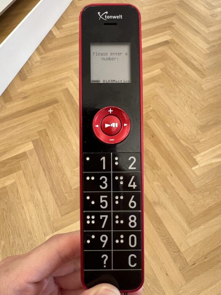 王宮家具博物館のオーディオガイド本体