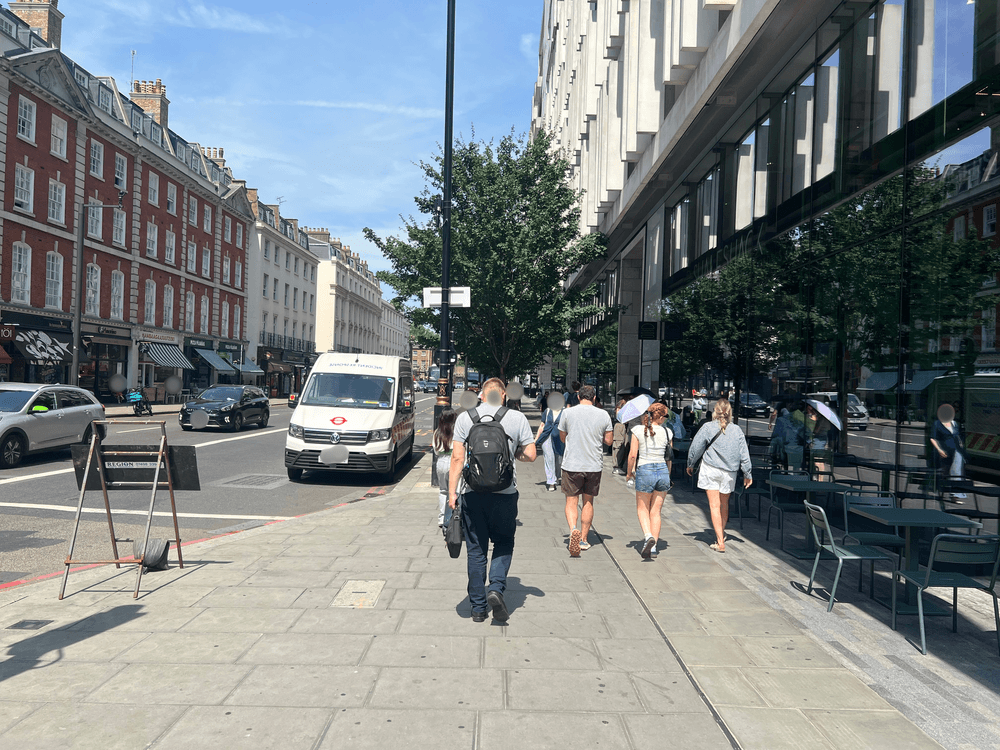 Buckingham Palace Road(宮殿方面)