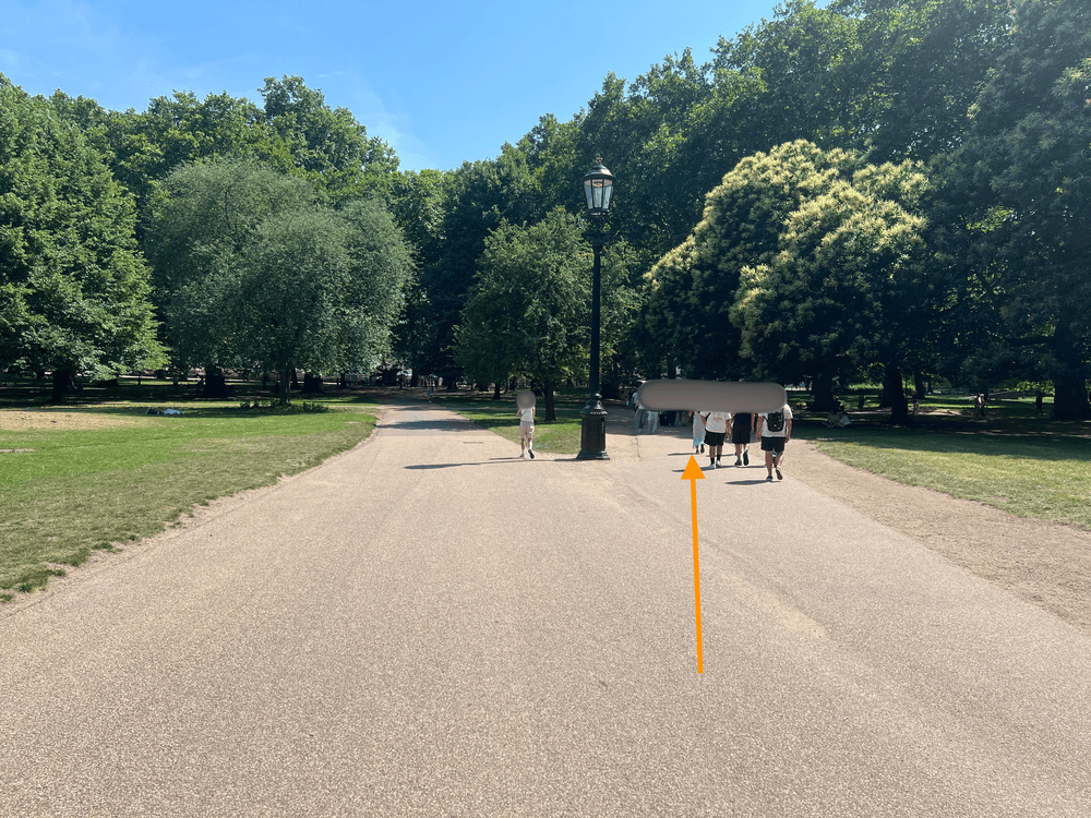 Green Parkを進んで行った先にあるY字路
