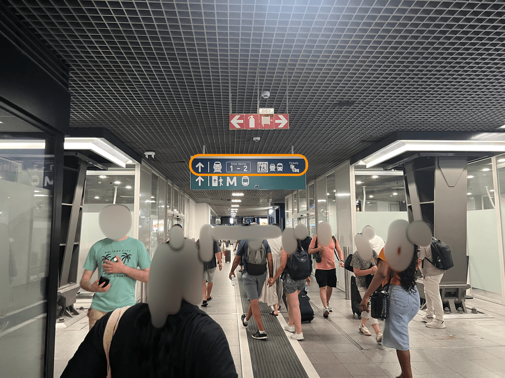 ブリュッセル南駅にある案内板